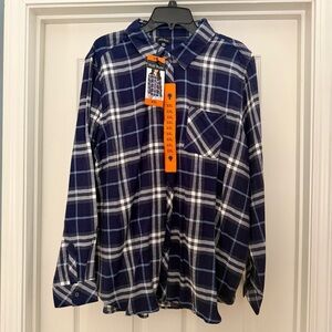 Well Worn XXL blue and white plaid flannel shirt in color Navy Sky.